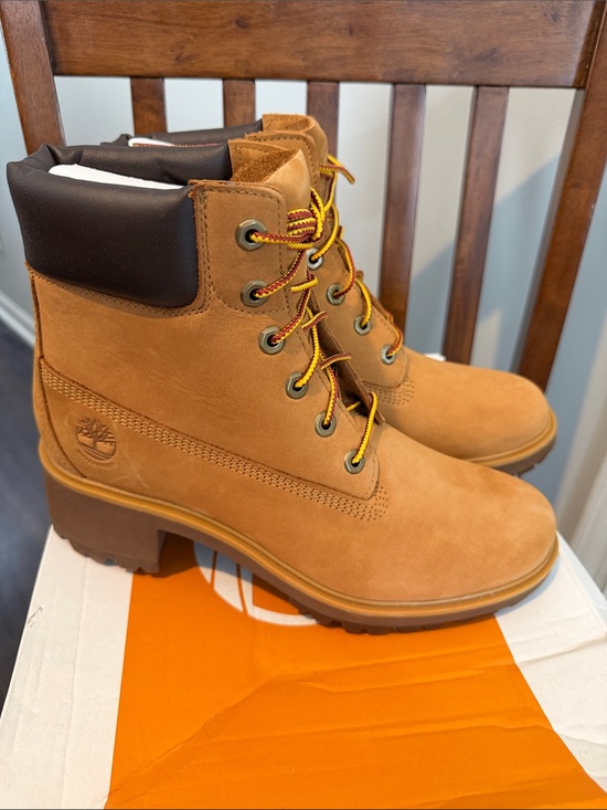 Timberland Shoes - NIB Timberland Kinsley 6” Waterproof Boot